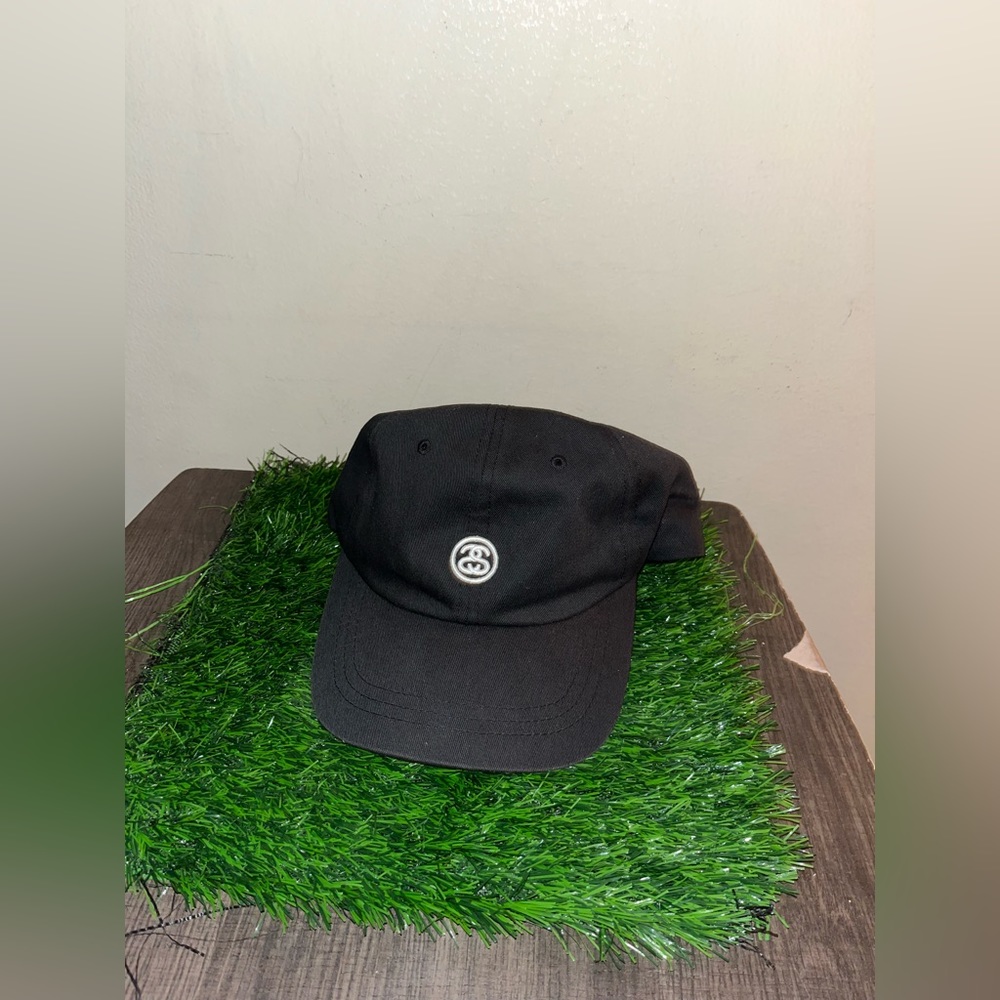 Stussy Contrast Hat Black Embroidered Logo Strapback Men's Hat